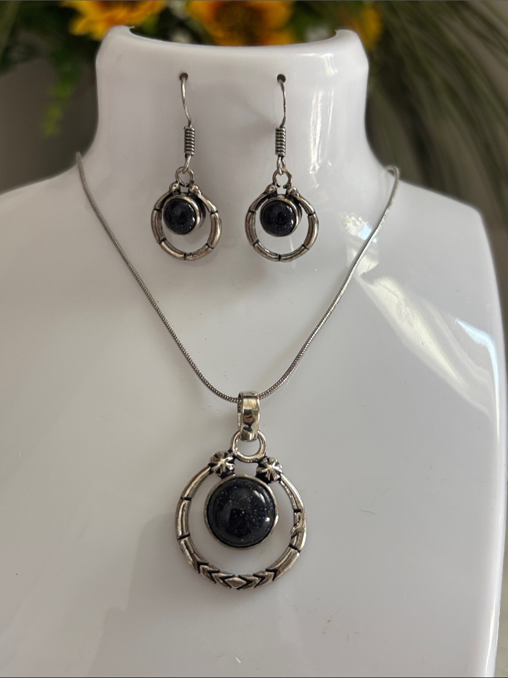Silver Blue Sunstone Pendant Necklace & Earring Set